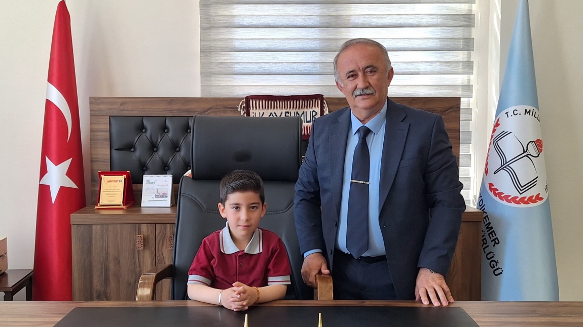 Öğrencilerimizden Temsili Makam Devri