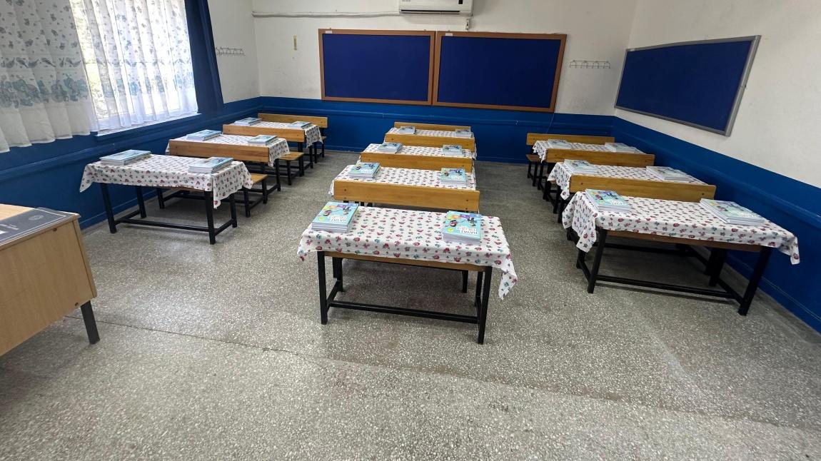 Ücretsiz Ders Kitaplarımız Öğrencilerimizi Bekliyor 